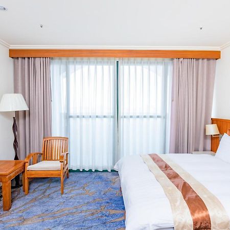 מאקונג Yaling Hotel מראה חיצוני תמונה