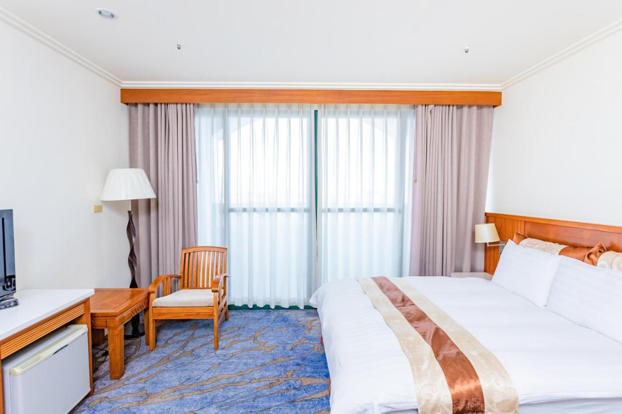 מאקונג Yaling Hotel מראה חיצוני תמונה
